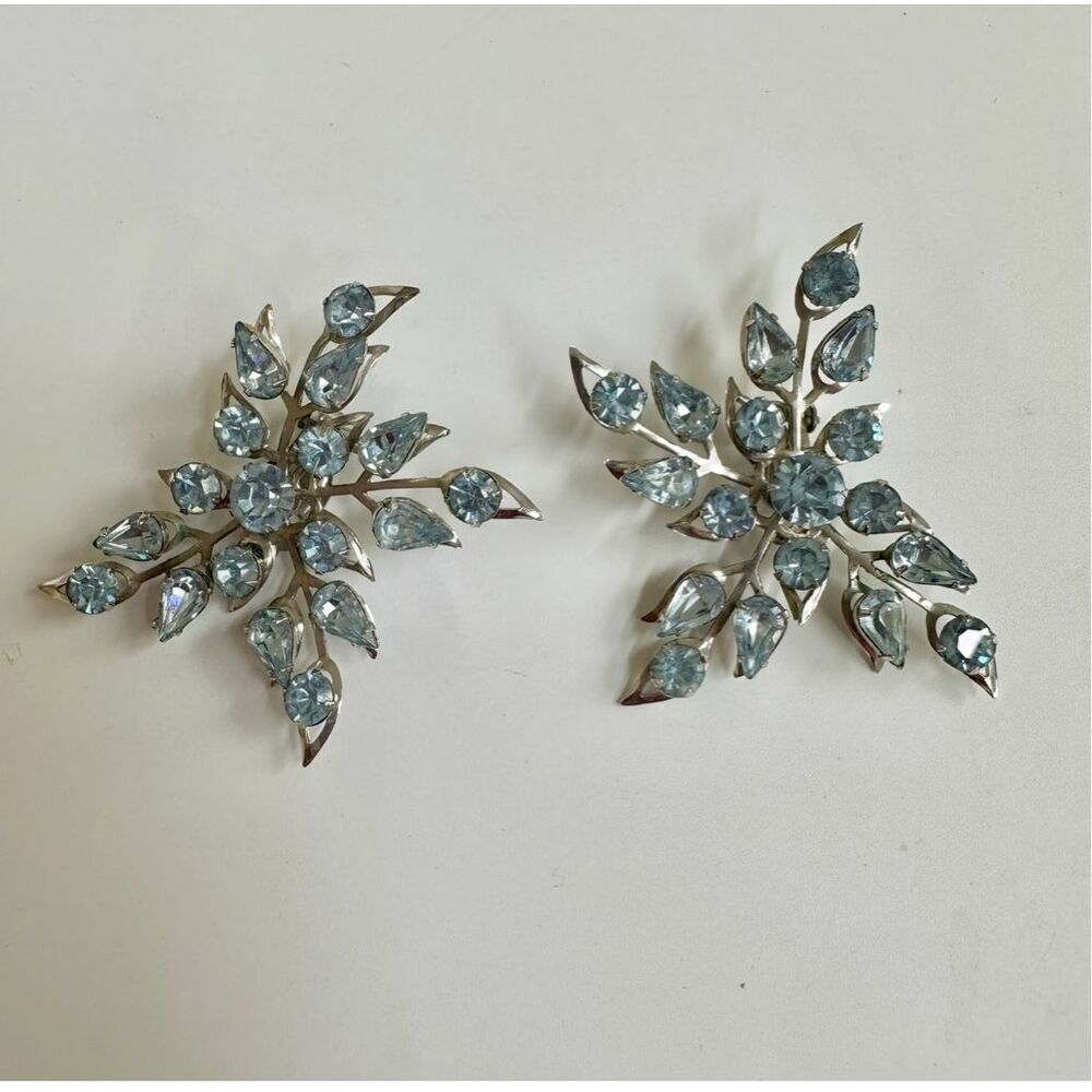 Vintage 1950s Starburst Rhinestone Clip-On Earrings